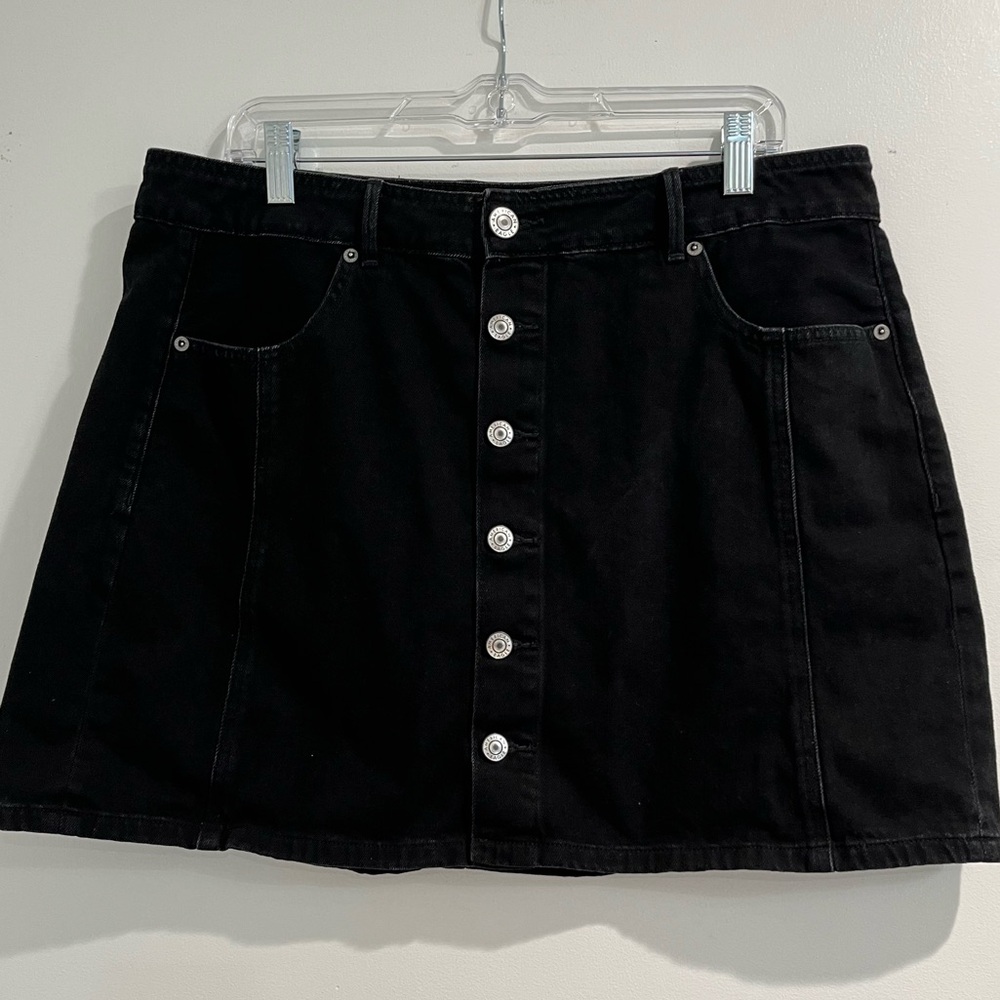 American Eagle Black Denim High Waist A-Line Button Front Skirt Sz.‎ 16 - Picture 2 of 8